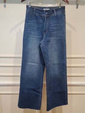 Oat New York Relaxed Wide-Leg Jeans in Denim Blue Raw Hem Size 6/28